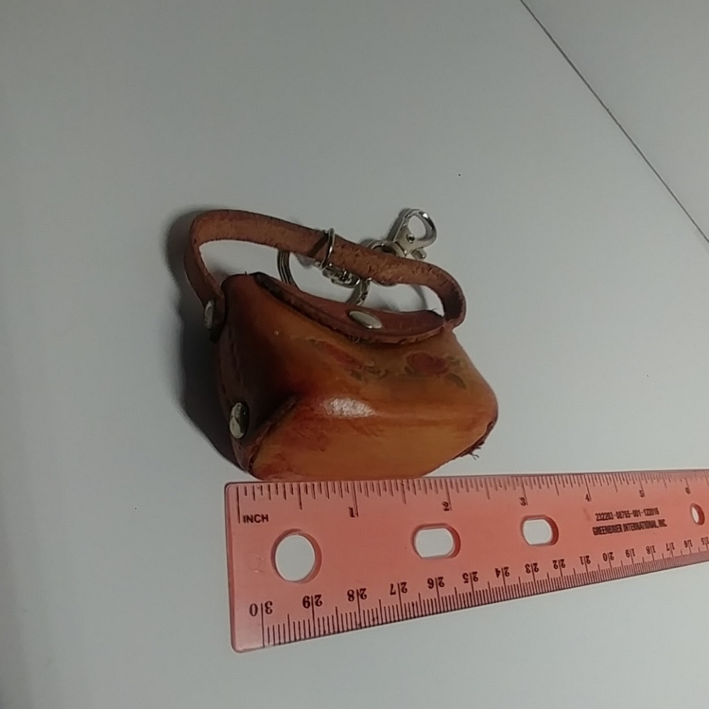 Hand Tooled Miniature Leather Purse Keychain - Picture 5 of 7